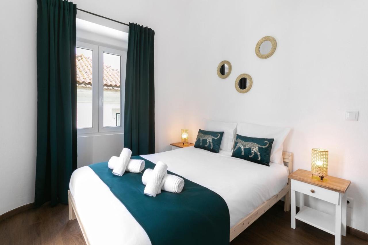 Appartamento Old Town House Peniche Esterno foto