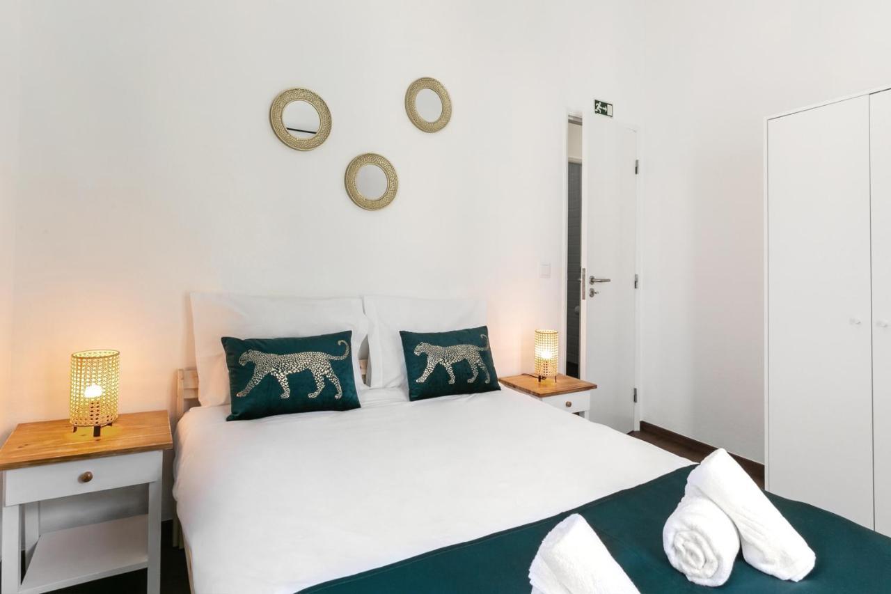 Appartamento Old Town House Peniche Esterno foto